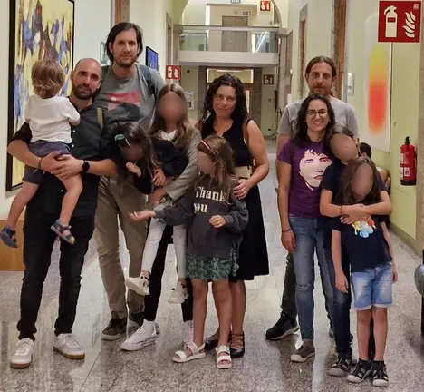 Representantes da ANPA co portavoz municipal do BNG no Parlamento de Galiza